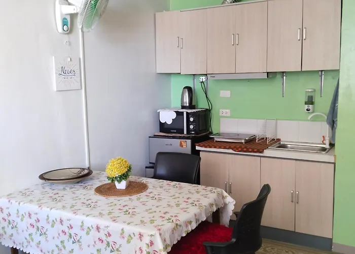 Aparthotel Zhabret's Place 3*